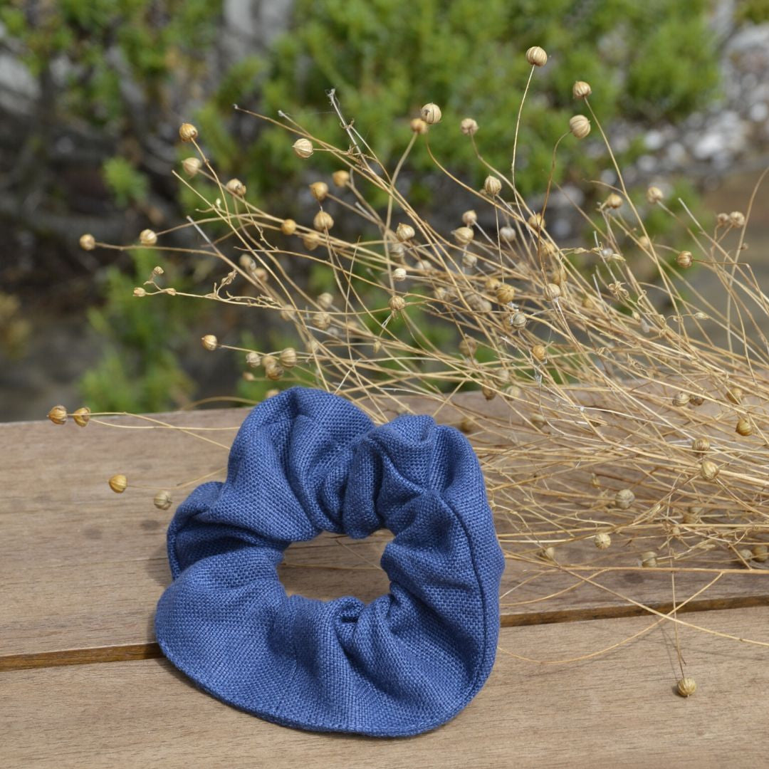 Chouchou pour les cheveux en lin 100% made in France Les extra-ordinaires bleu 2
