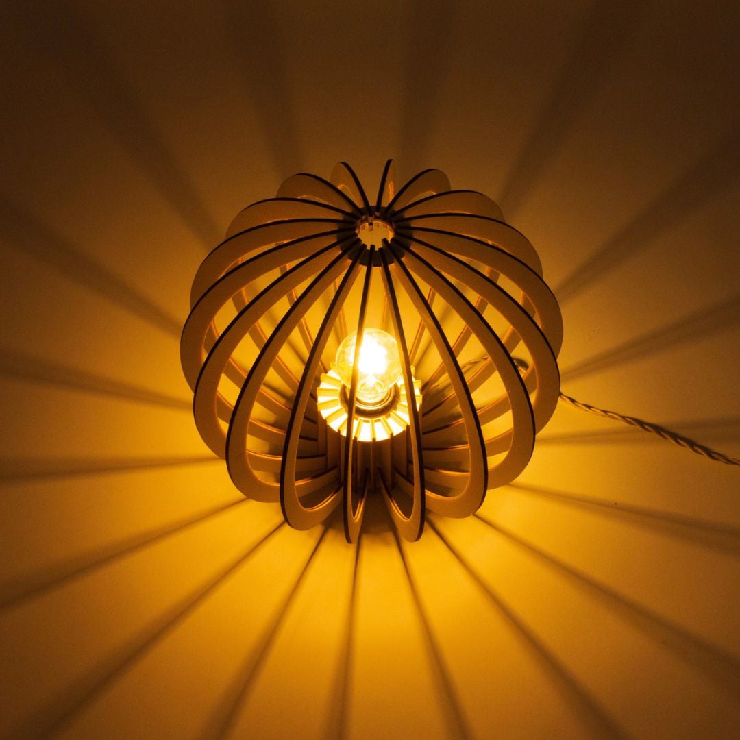 Lampe à poser - OYA - allumé - Atelier Loupiote