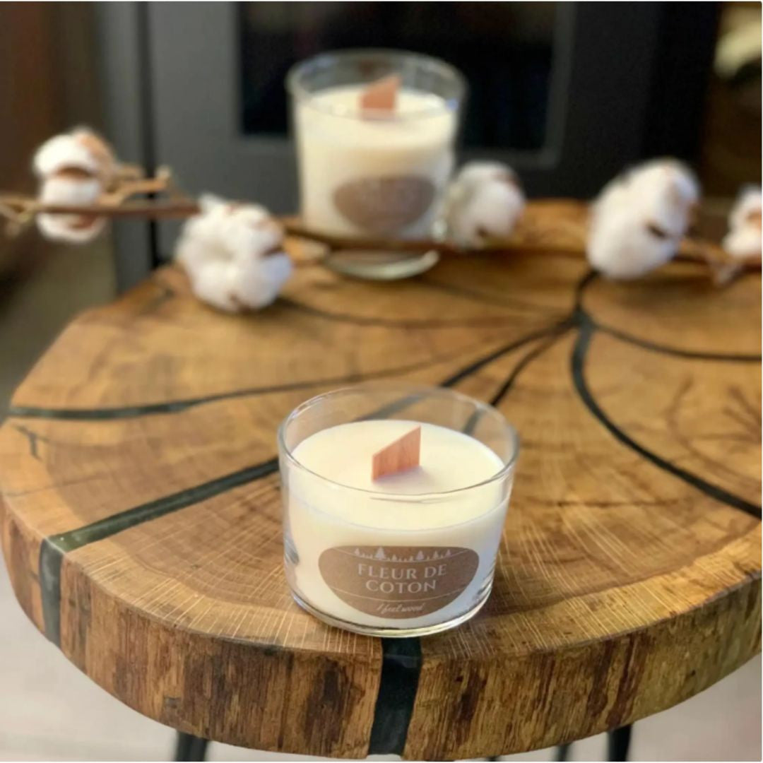 Bougie avec mèche en bois - Baies sauvages et Fleur de coton