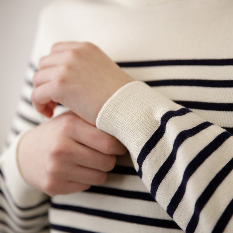 Pull marin femme rayé écru et bleu marine - col rond - Royal Mer - Made In France