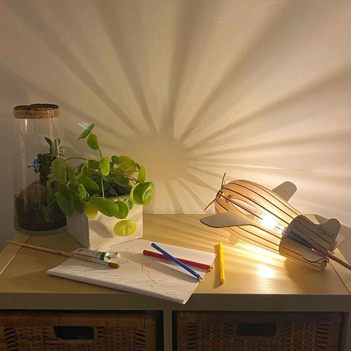 Lampe avion pour enfant