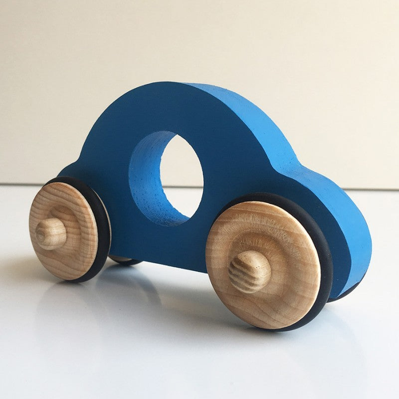 Jouet en bois petite voiture bleue