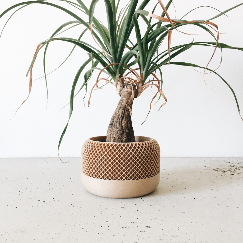 Cache pot made in France