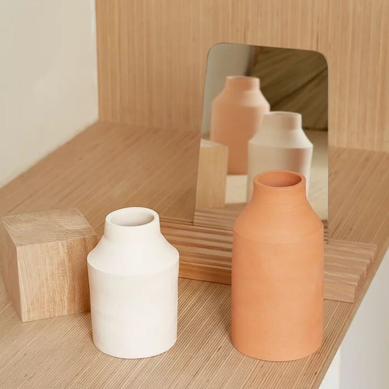 Vase en terre cuite "peau de lait" - France