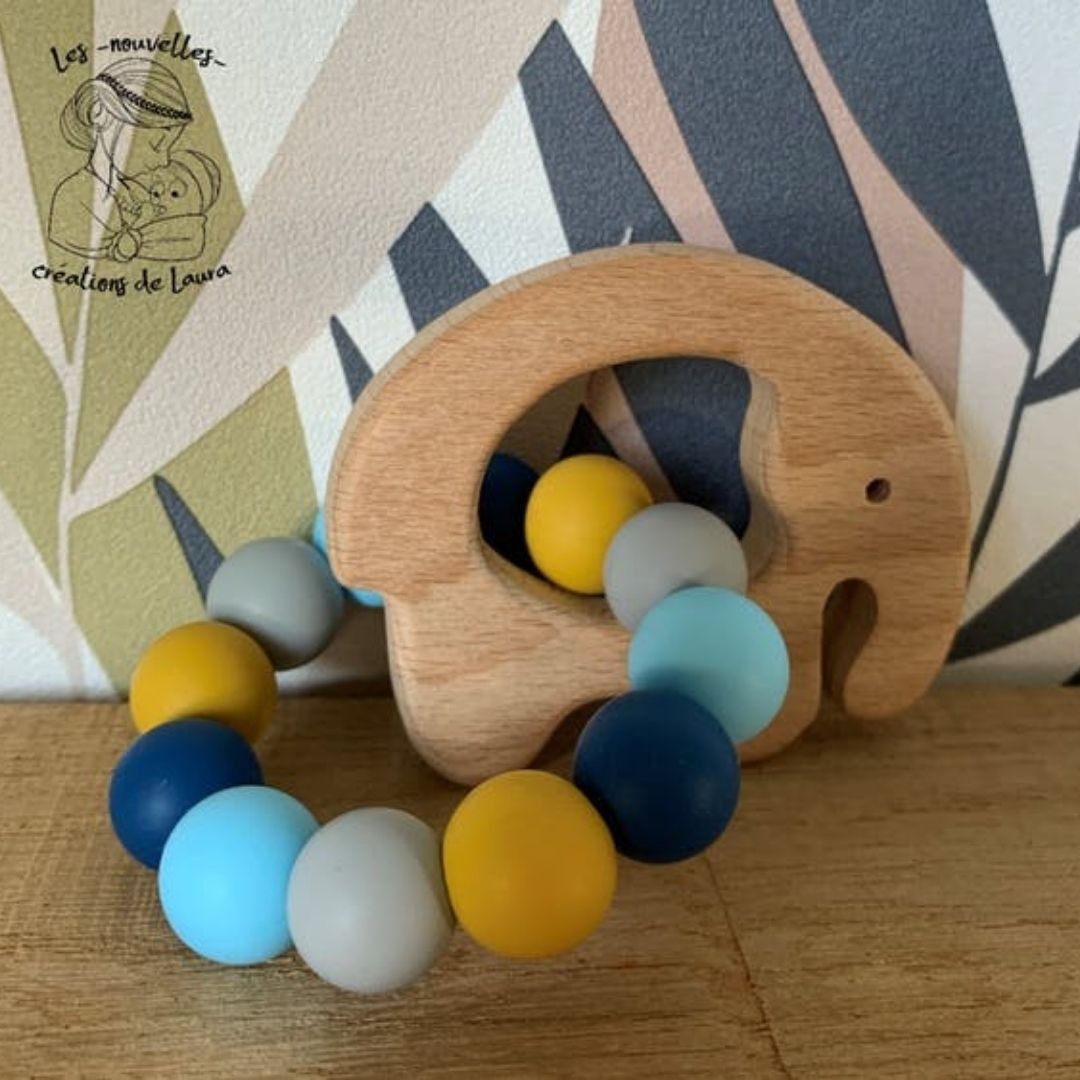 Hochet bébé Ours bleu - Jeu d’éveil pour bébé - Mawen Materne