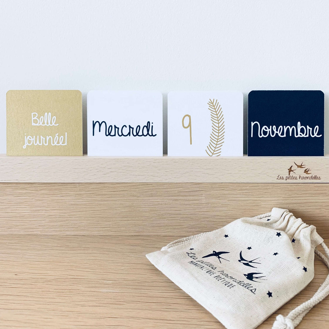 Calendrier perpétuel avec cartes - Décoration murale Les Petites Hirondelles