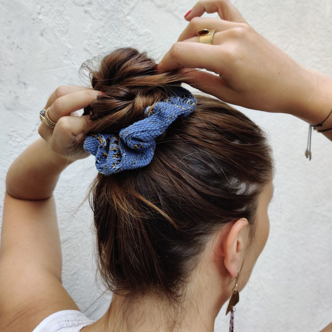 Chouchou - Attachante - chignon