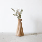 Vase en bois recyclé pour fleurs séchées