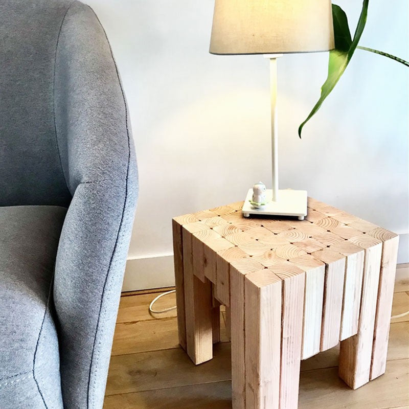 Table de chevet en bois massif